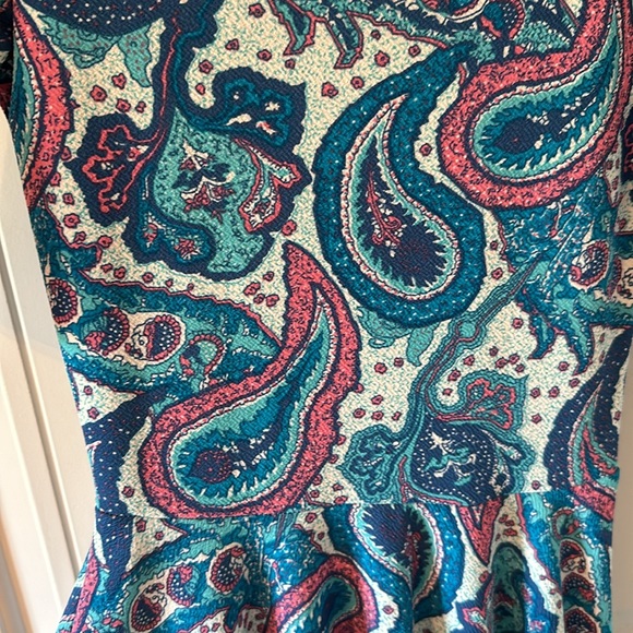 LuLaRoe Nicole Dress - Picture 3 of 5
